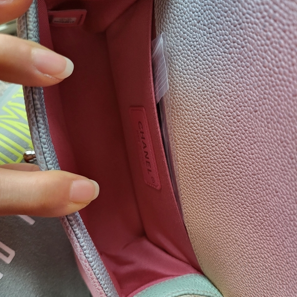 ❌️SOLD❌️Chanel boy bag rainbow small - Picture 10 of 14